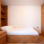 Apartman Xxv Aprile 6 *